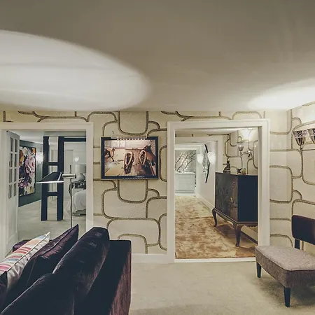 Deco Gem Bica Лиссабон