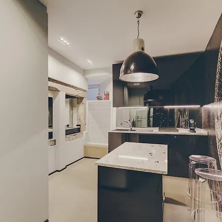 Апартаменти Deco Gem Bica *